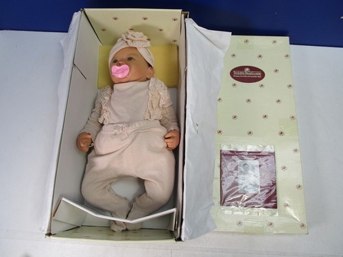 Ashton drake daisy newborn - ashton,